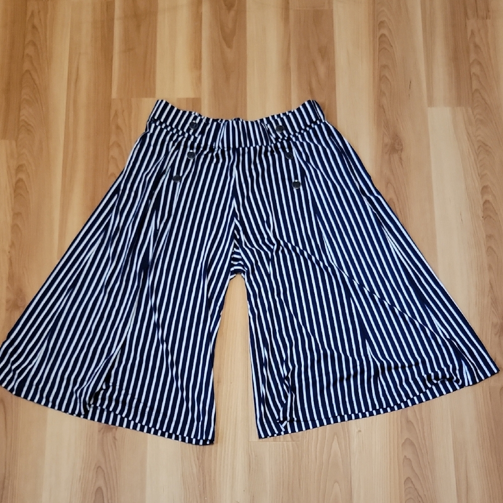 Robert Louis Navy/White Striped Nautical Loose Fit Pants/Capris